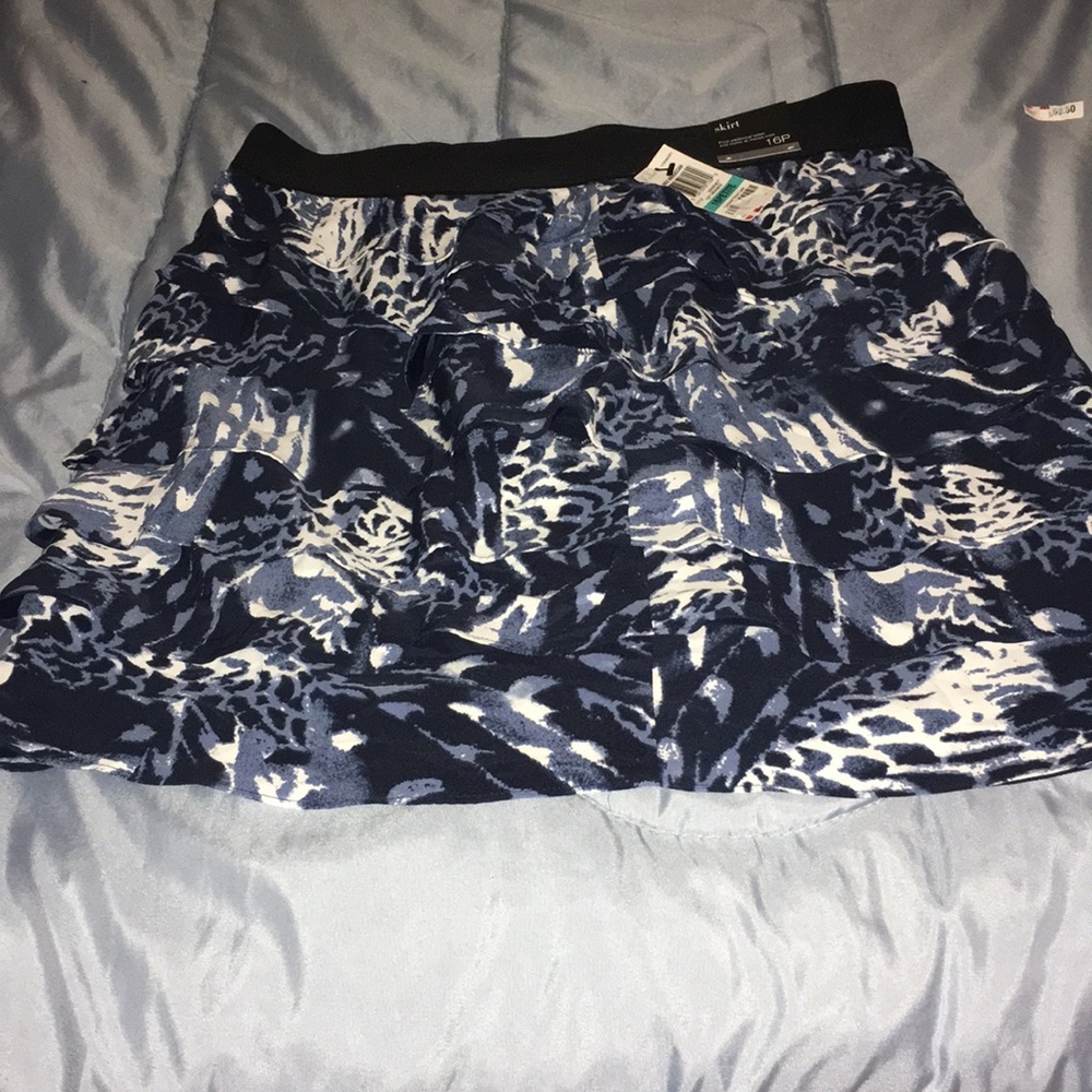 NWT Blue print ruffled skirt